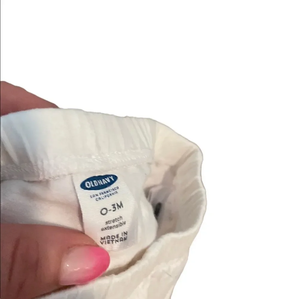 Old Navy 0-3 Month Girl Lot